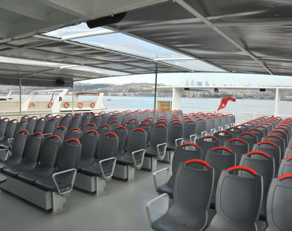 ferry-plastic-seat