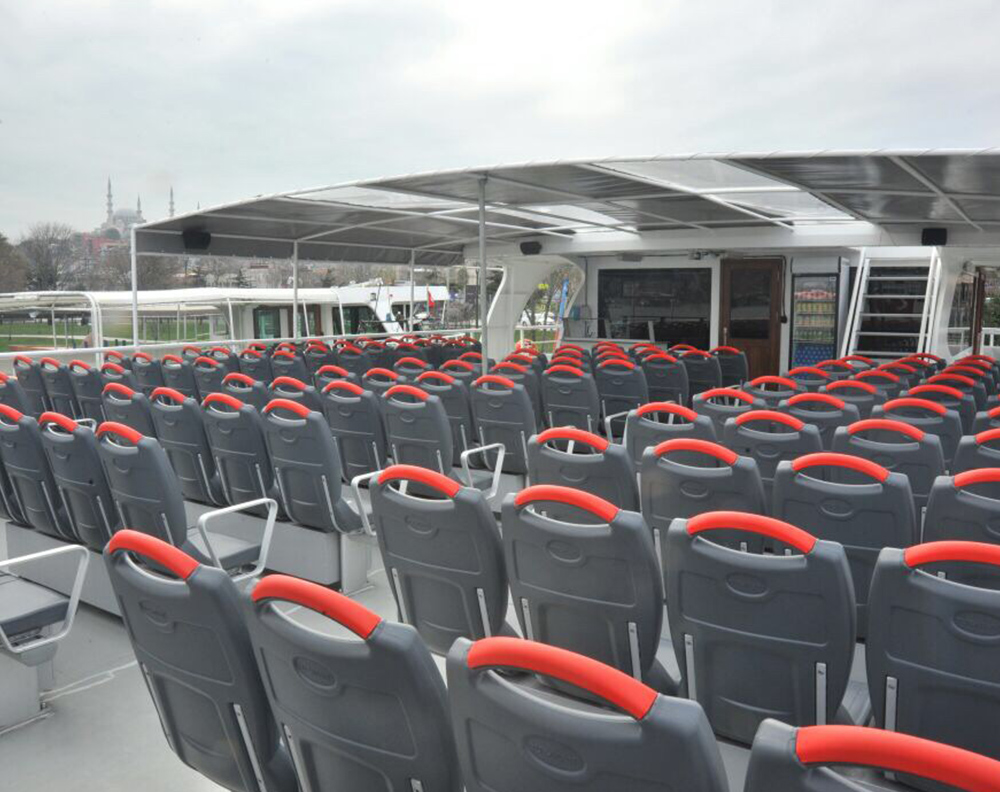 ferry-plastic-seat